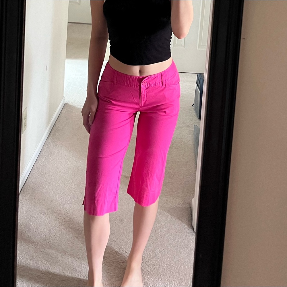 Petite Sophisticate Pink stretchy capri pants